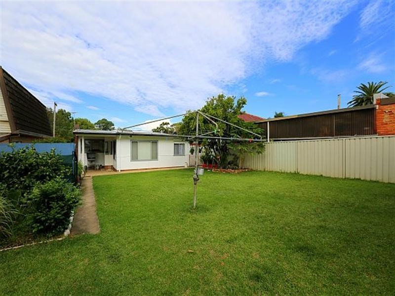 32 Australia Street, Bass Hill NSW 2197