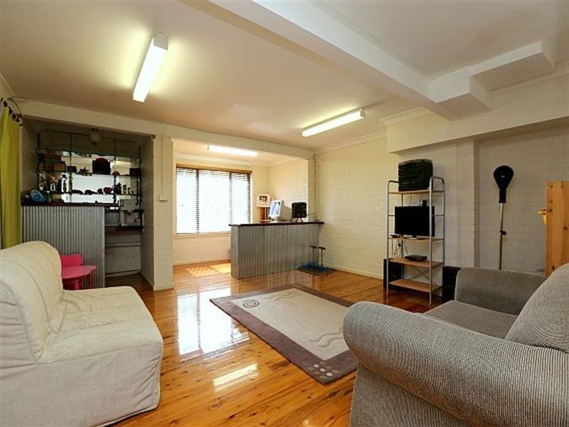 22 Jacaranda Drive, Georges Hall NSW 2198