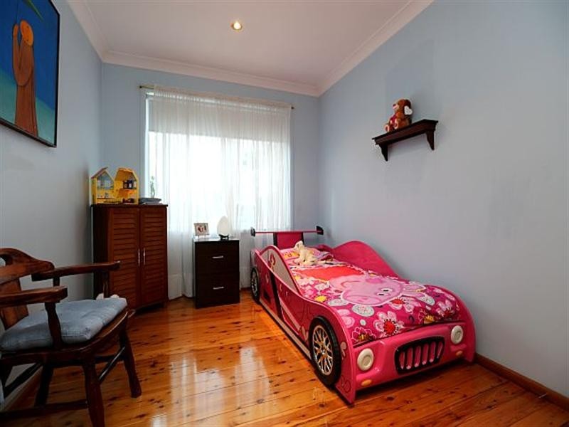 94 Longstaff Avenue, Chipping Norton NSW 2170