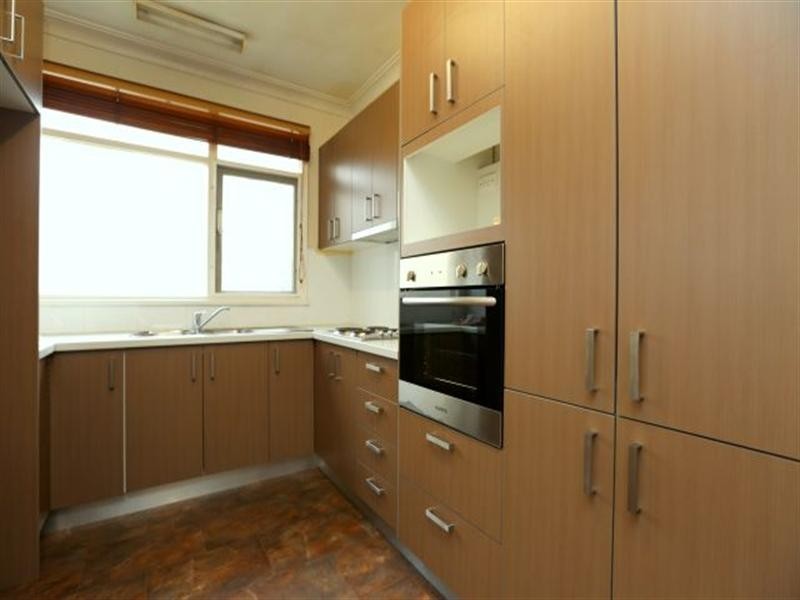 29 Endeavour Road, Georges Hall NSW 2198