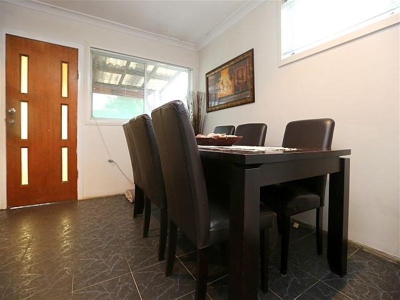 3 Ashcroft Street, Georges Hall NSW 2198