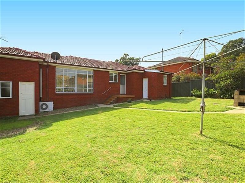 3 Grace Avenue, Condell Park NSW 2200