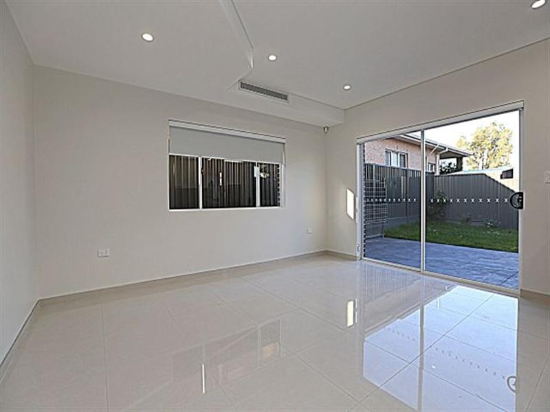 1/41 Highland Avenue, Bankstown NSW 2200