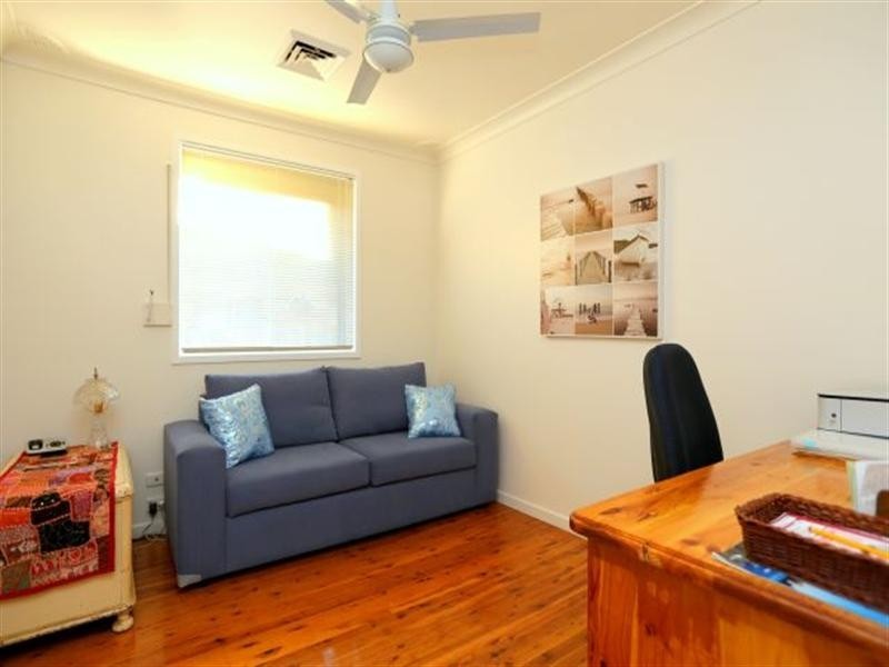 50 Denman Road, Georges Hall NSW 2198