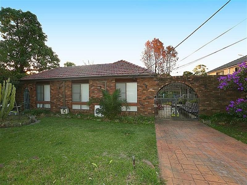 174 Rex Road, Georges Hall NSW 2198