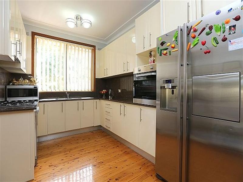 1 Cameron Avenue, Bass Hill NSW 2197