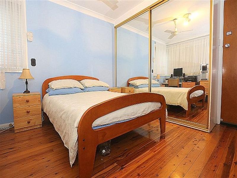 128 Rex Road, Georges Hall NSW 2198