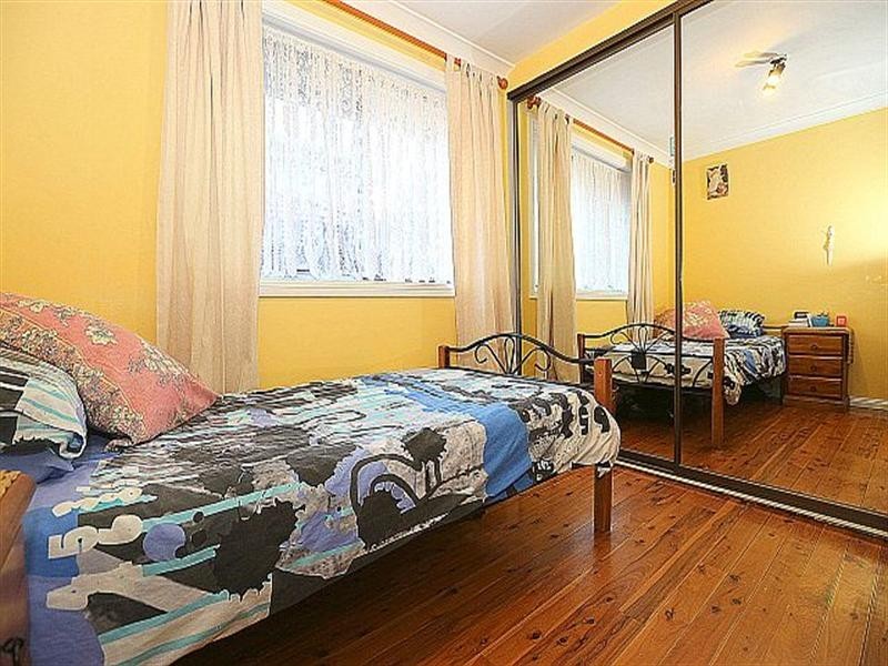 128 Rex Road, Georges Hall NSW 2198