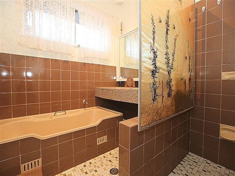 128 Rex Road, Georges Hall NSW 2198