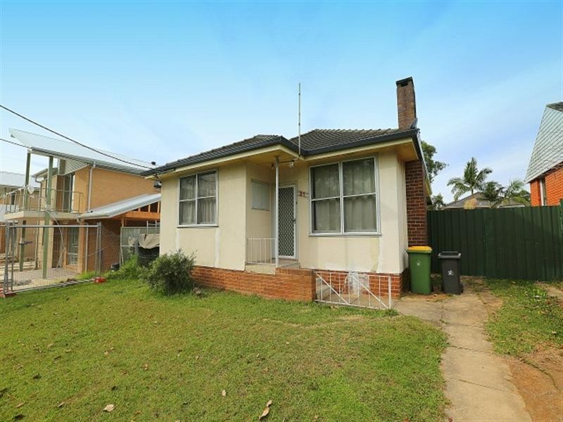 31 Cantrell Street, Yagoona NSW 2199