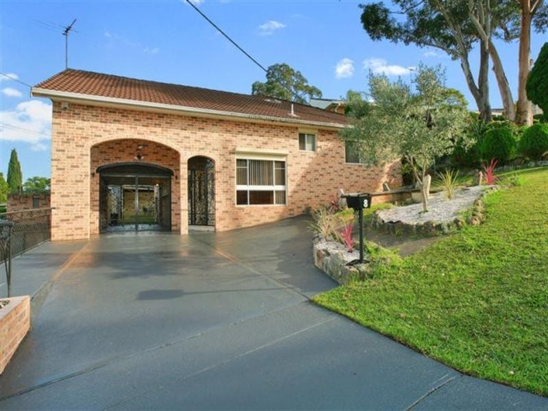 8 Mitchell Street, Condell Park NSW 2200