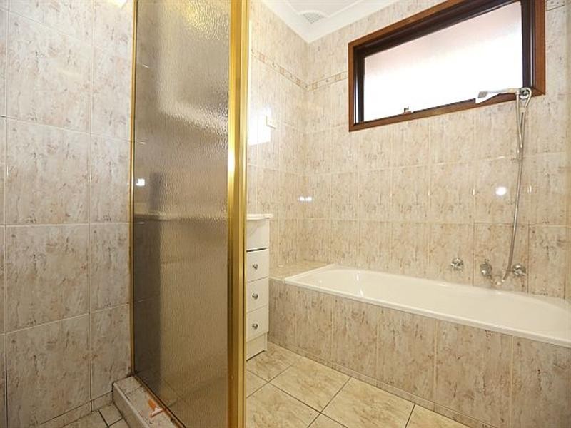 10 Crucie Avenue, Bass Hill NSW 2197