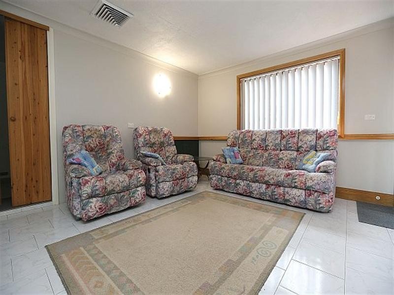 133 Bellevue Avenue, Georges Hall NSW 2198