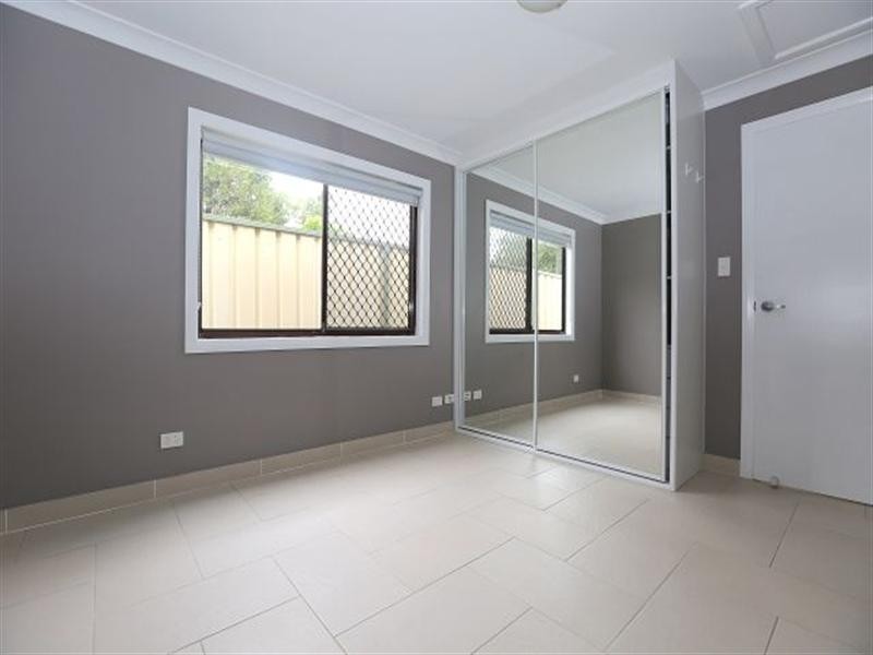 16a Rabaul Road, Georges Hall NSW 2198