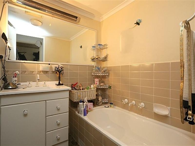 18/85 Cairds Avenue, Bankstown NSW 2200