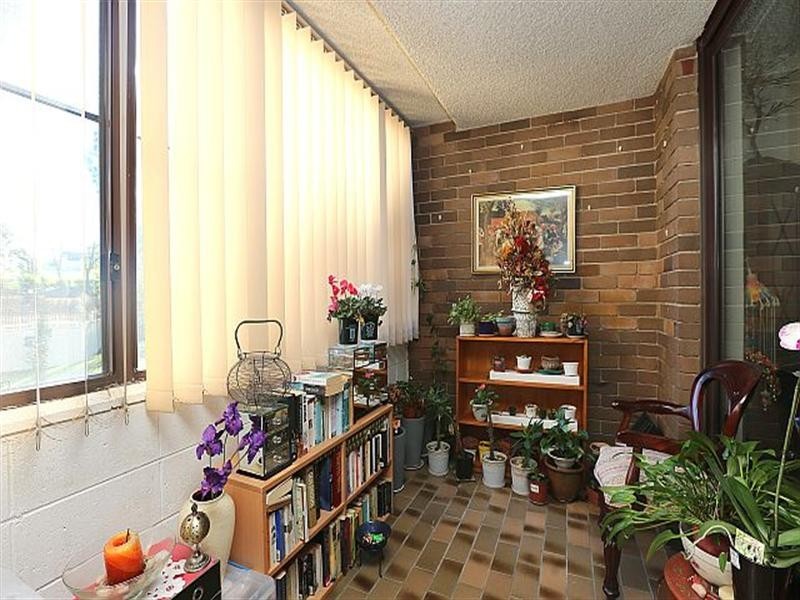 18/85 Cairds Avenue, Bankstown NSW 2200
