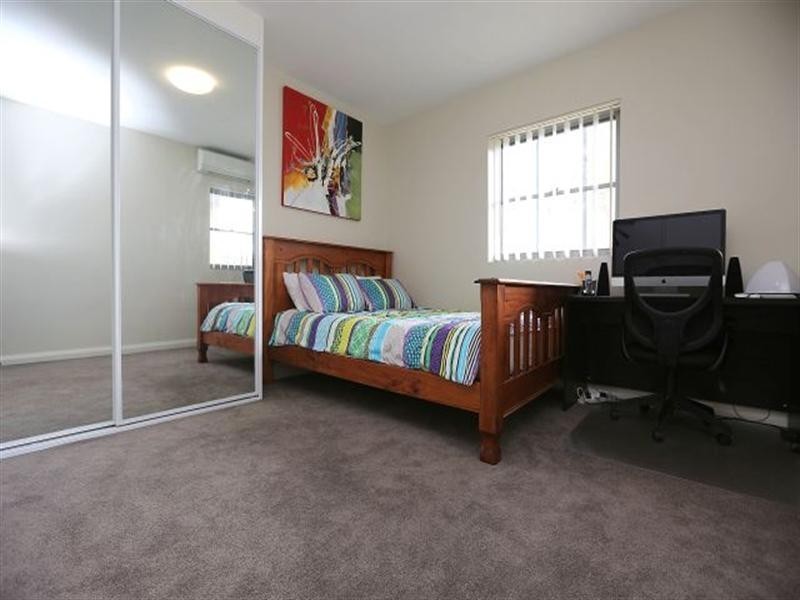 1/7-9 Jacobs Street, Bankstown NSW 2200