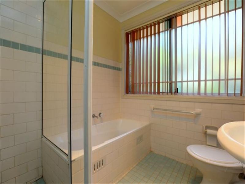 3/224 Old Kent Road, Greenacre NSW 2190