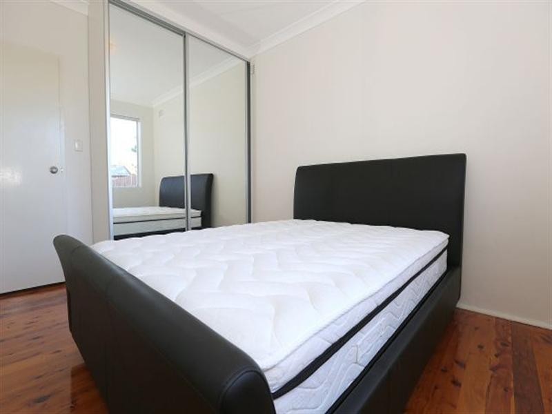 4/204-206 Victoria Road, Punchbowl NSW 2196