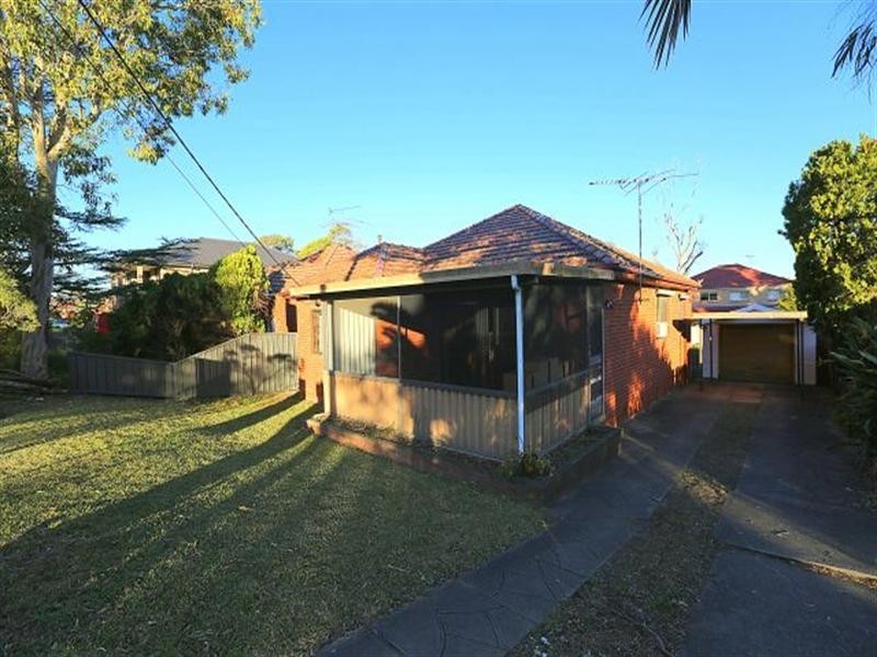 29 Mackinnon Avenue, Padstow NSW 2211