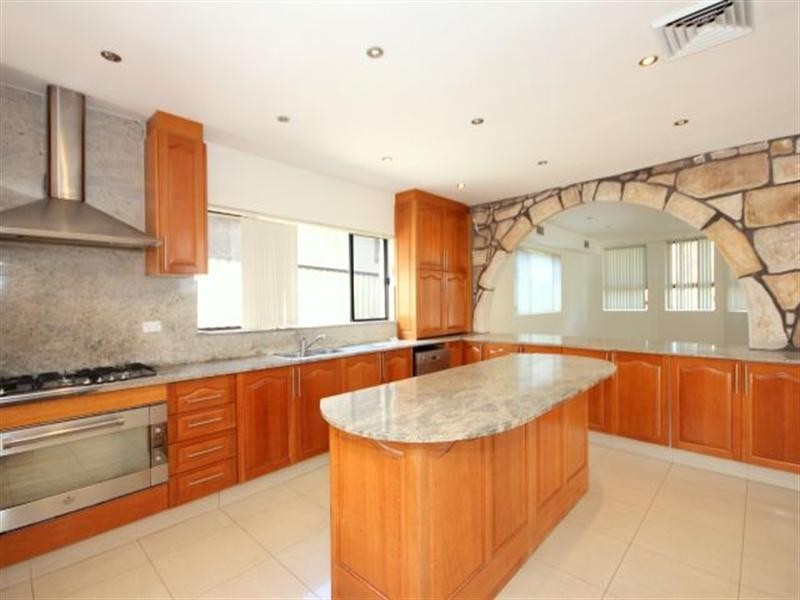 123 Greenacre Road, Greenacre NSW 2190