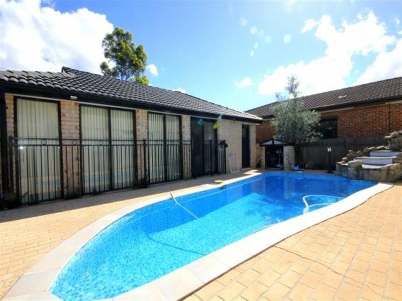 123 Greenacre Road, Greenacre NSW 2190