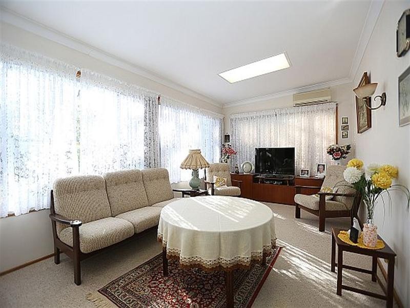 2 Roosevelt Avenue, Sefton NSW 2162