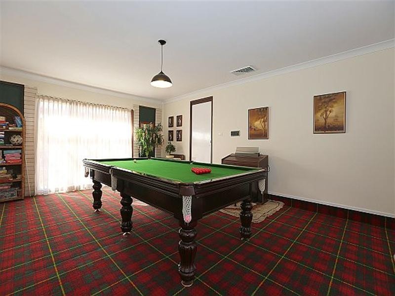 21 Pennington Avenue, Georges Hall NSW 2198