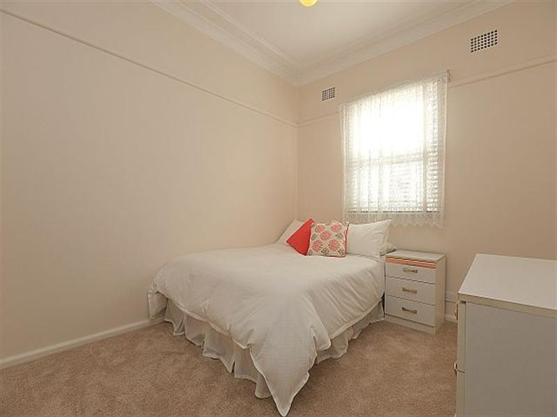 21 Burton Avenue, Chester Hill NSW 2162