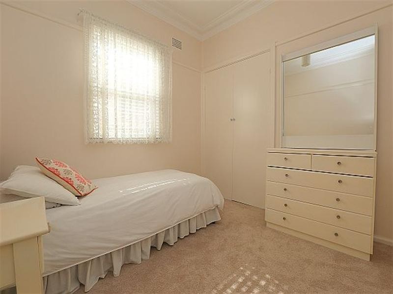 21 Burton Avenue, Chester Hill NSW 2162