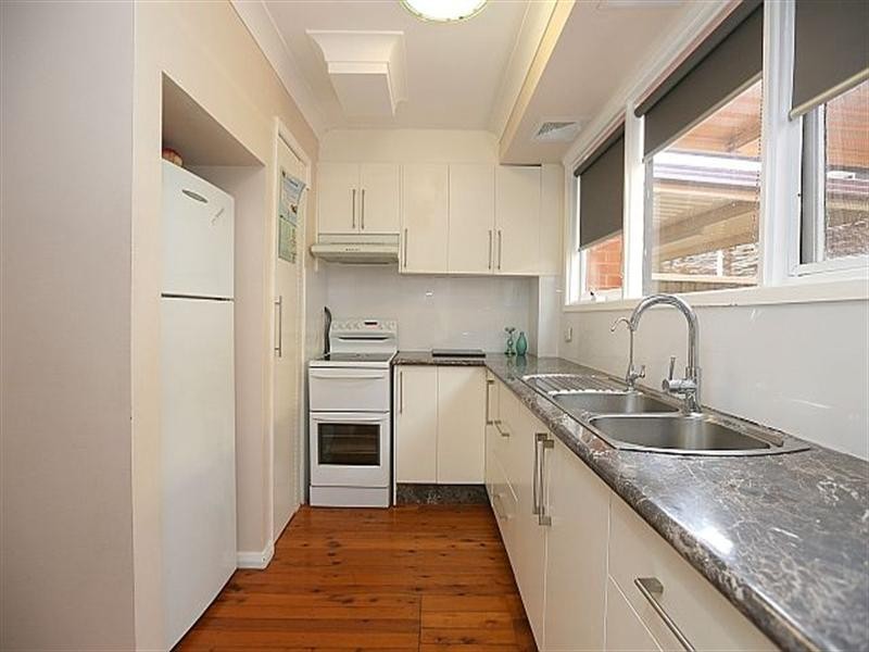 8/8A Chiswick Road, Greenacre NSW 2190