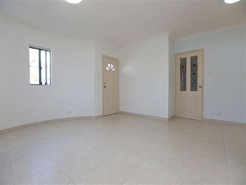 2/21 Hixson Street, Bankstown NSW 2200