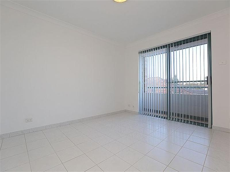 2/21 Hixson Street, Bankstown NSW 2200