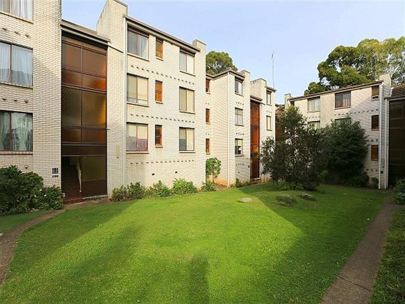 15/168 Greenacre Road, Bankstown NSW 2200