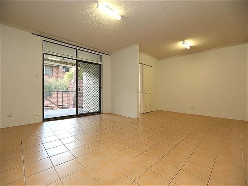 15/168 Greenacre Road, Bankstown NSW 2200