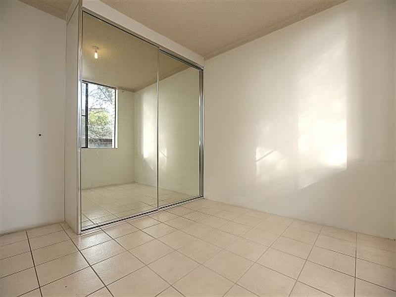 15/168 Greenacre Road, Bankstown NSW 2200