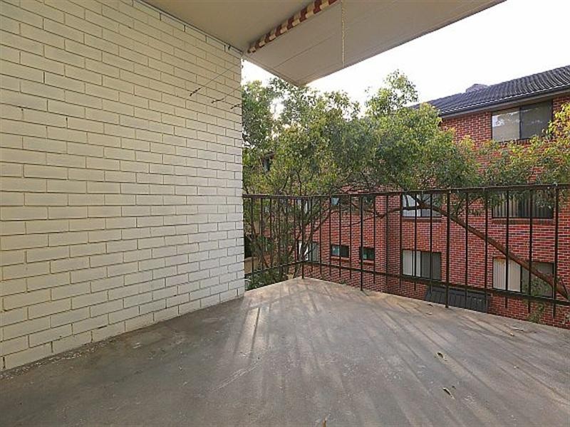 15/168 Greenacre Road, Bankstown NSW 2200