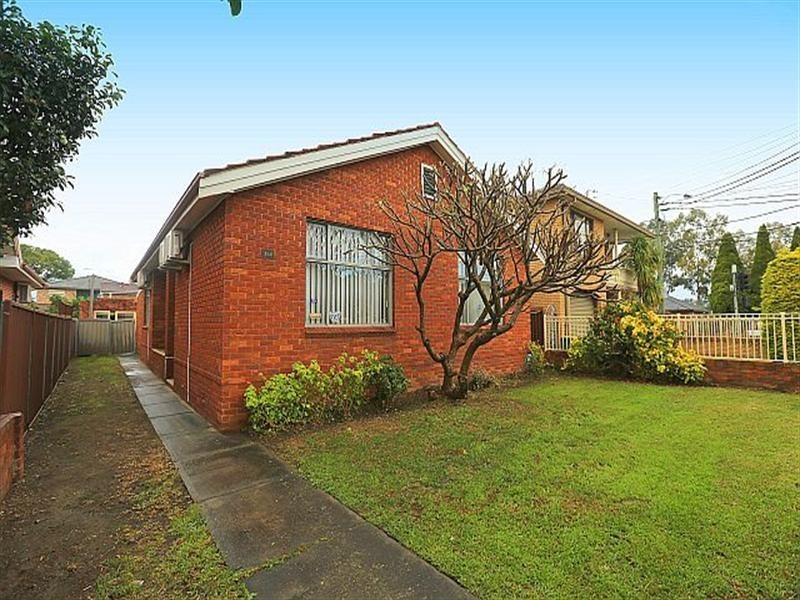 122 Restwell Street, Bankstown NSW 2200