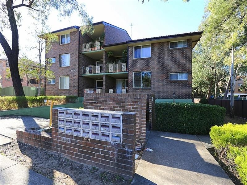 1/35 Jacobs Street, Bankstown NSW 2200