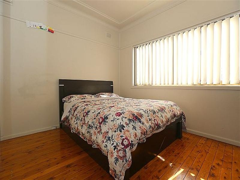 34A Old Kent Road, Greenacre NSW 2190