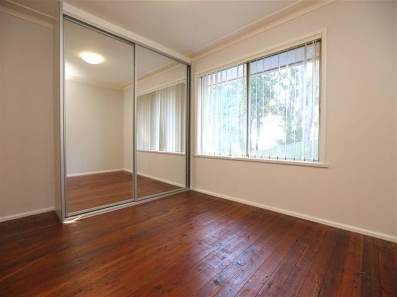 8 Leemon Street, Condell Park NSW 2200