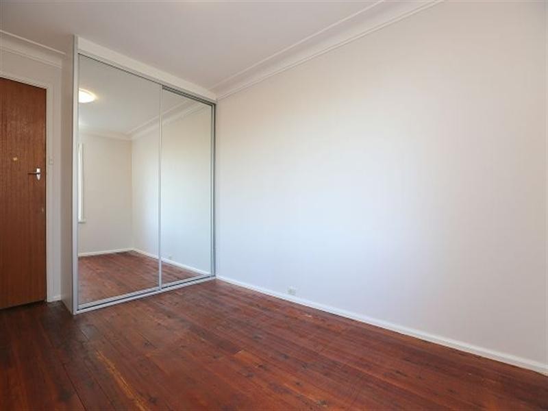 8 Leemon Street, Condell Park NSW 2200