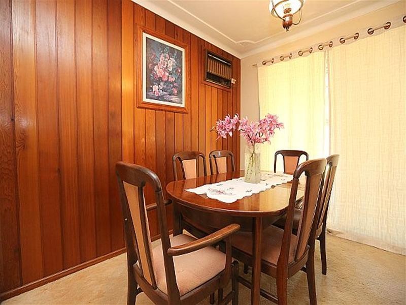 13 Surrey Avenue, Georges Hall NSW 2198