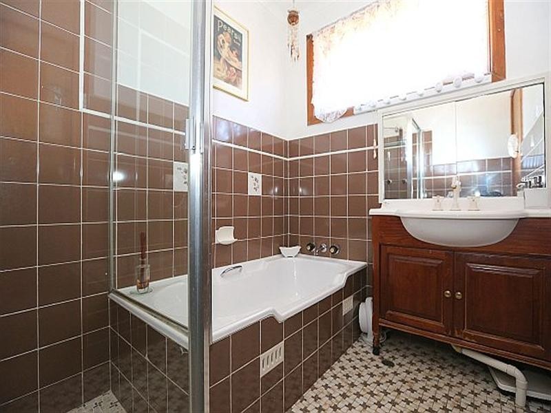 13 Surrey Avenue, Georges Hall NSW 2198