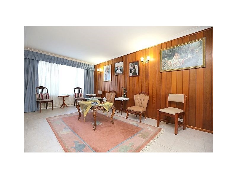 55 Flinders Road, Georges Hall NSW 2198