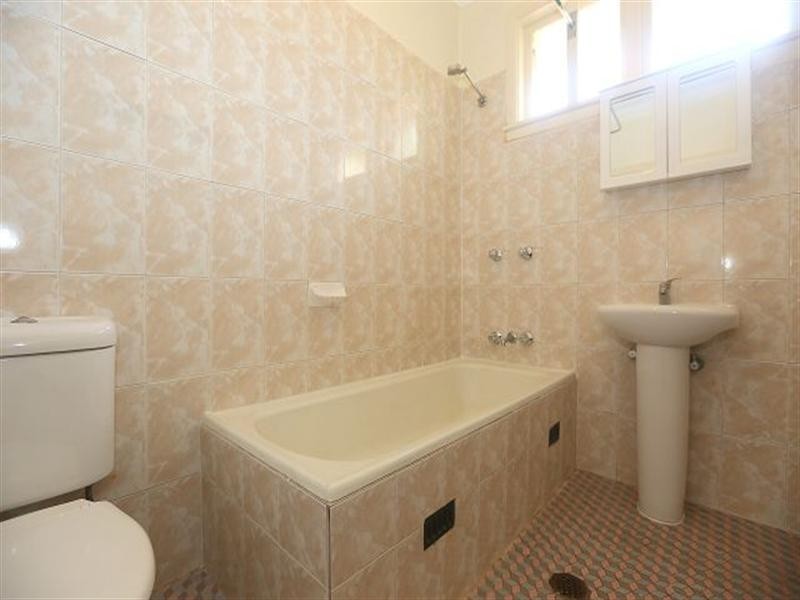 24 Curtis Road, Chester Hill NSW 2162