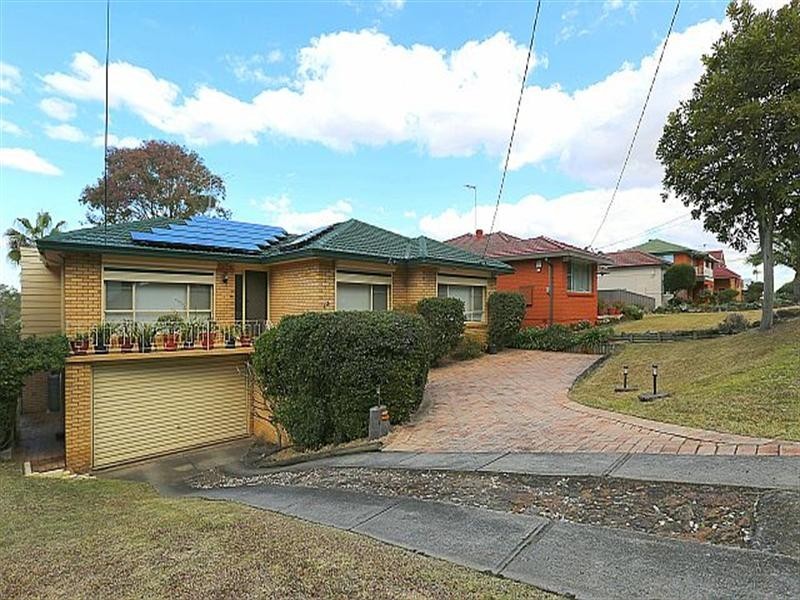 13 Hazel Street, Georges Hall NSW 2198