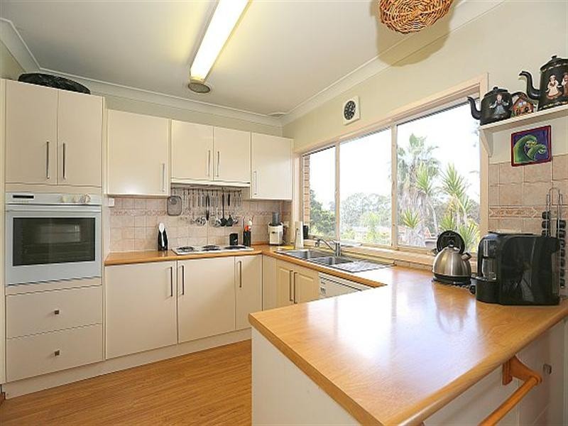 13 Hazel Street, Georges Hall NSW 2198