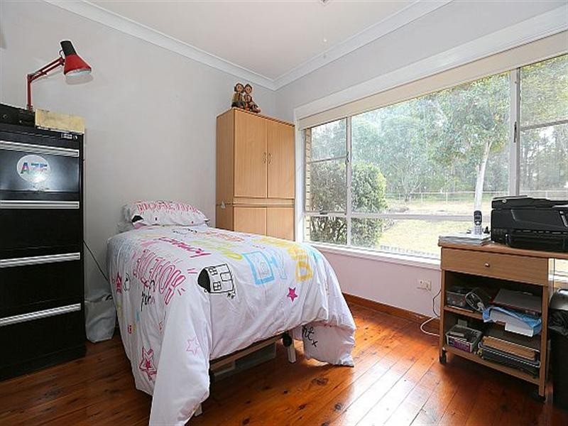 13 Hazel Street, Georges Hall NSW 2198