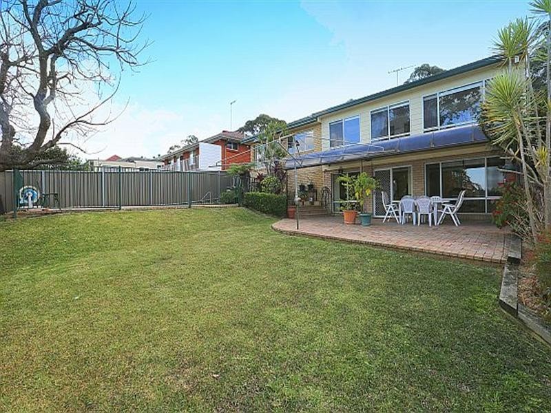 13 Hazel Street, Georges Hall NSW 2198